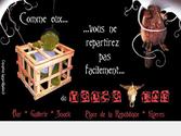 Affiche pour un bar très attachant. Les peluches et le crâne sont des éléments décoratifs qui existaient dans le bar.