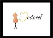 Aurélie tient une boutique éphémère qui s'appelle Modorel, de plus elle a également un site Internet où les clientes peuvent acheter ses vêtements. Son logo est épuré, élégant. Elle symbolise la féminité et la création de vêtement.