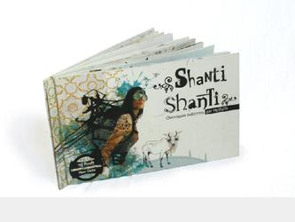 Projet personel : Shanti Shanti rcit d un voyage en Inde.Ralisation des illustrations et reliure du livre modle unique, impression sur papier npalais, reliure japonaise. 