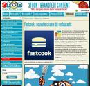  l automne 2011, Thibaud Denolle et ses associs sont sur le point d ouvrir le premier tablissement d une nouvelle chane de restaurants : fastcook. Ils entreprennent une campagne de teasing sur leur page Facebook, avec notamment un concours pour trouver le slogan du restaurant. Pour le gagnant, c est un an de repas gratuits  la cl !

Paralllement, il confie  notre studio la ralisation d un dessin anim de 45 secondes, compltement dcal, qui illustre la rencontre entre l univers de la restauration rapide et des nouvelles technologies. En effet, la particularit de ce nouveau concept est de faire passer commande aux clients par l intermdiaire de tablettes iPad. Chic et moderne !

Le premier restaurant a ouvert ses portes  Rennes, au 8 rue d Antrain, au mois de novembre 2011.