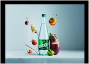 Réalisation de la campagne Badoit et direction artistique pour l'affichages des nouvelles bouteilles avec le nouveau logo et signature de marque : "Source de Joie". 
