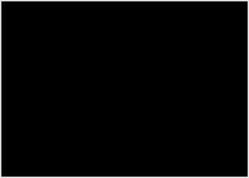 Pour ce projet, le client souhaitait un logo minimaliste pour sa marque de vêtements. Le choix s'est porté sur une police avec empattement pour symboliser l'élégance et la fiabilité.