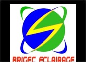Cette oeuvre est le logo de l'entreprise commerciale BRIGEC ECLAIRAGE. Elle est constitué d'une boule bleu-vert émettant de l'électricité renouvelable (matérialisé par le symbole électrique en jaune) et des flux d'énergie gravitant au tour d'elle. la couleur verte du logo représente le volet écologique de l'entreprise.