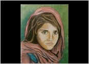 Portrait au crayon de couleur polychrome sur format A4