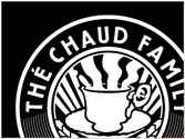 Logo pour une association de musique électronique appelée "Thé Chaud".
met en avant le l'univers musical dans lequel évolue l'associations.
Donne une image contemporaine et professionnelle à l'associations composée de jeunes citadins.