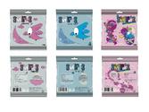 Il s'agissait de simuler le lancement d'une marque de bonbon intitulé " SWIPS ".
Ces bonbons ont pour cible les enfants âgés de 8 à 12 ans.
Il était demander de trouver 3 saveurs, 3 habillages de sachet différents et bien sur d'inventer une mascotte.
Après de nombreux roughs sur papier, je l'ai adapté sur informatique.